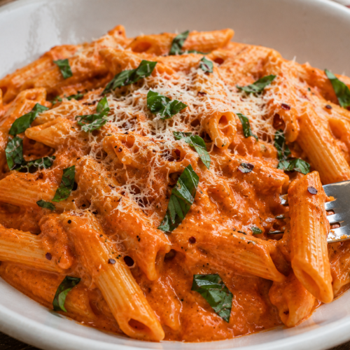 Easy 30-Minute Penne Alla Vodka (Creamy, Homemade Pink Sauce!)